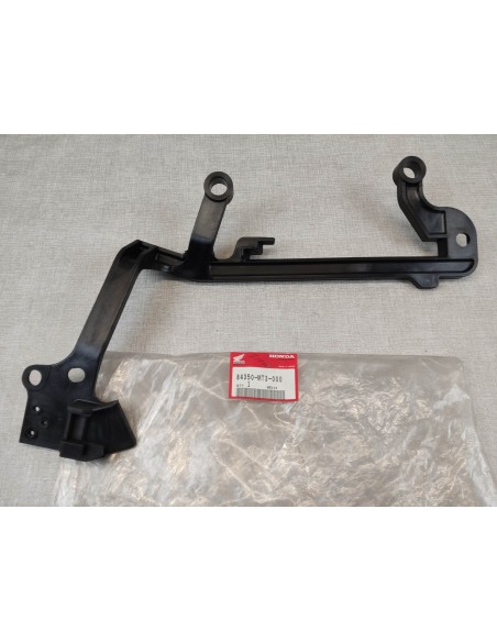 Support sacoche coté gauche de ST1100 1990-2000 neuf origine HONDA 84350-MT3-000