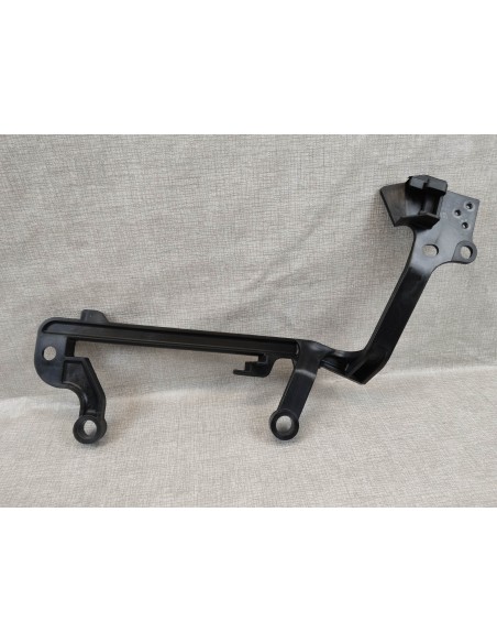 Support sacoche coté gauche de ST1100 1990-2000 neuf origine HONDA 84350-MT3-000
