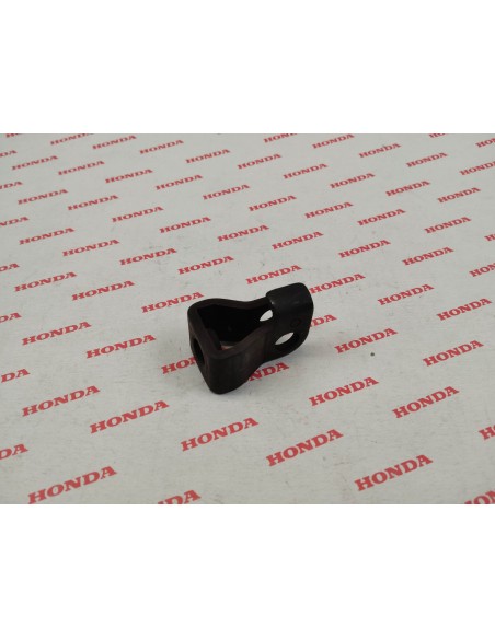 pièce de jonction maitre cylindre ar / pédale divers modeles HONDA 46504-MAL-601
