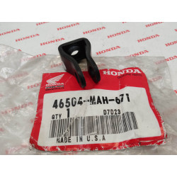 piece de jonction maitre cylindre / pédale CB750 Sevenfifty HONDA 46504-MAH-671
