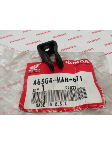 piece de jonction maitre cylindre / pédale CB750 Sevenfifty HONDA 46504-MAH-671