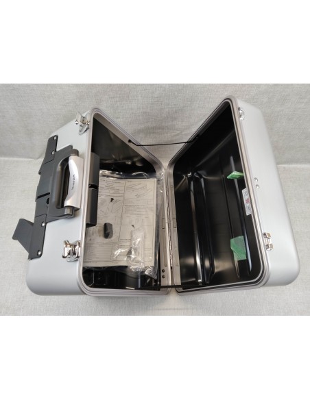 kit 2 valises latérales neuves VFR1200 crosstourer 2012/13 HONDA 08L70-MGH-641