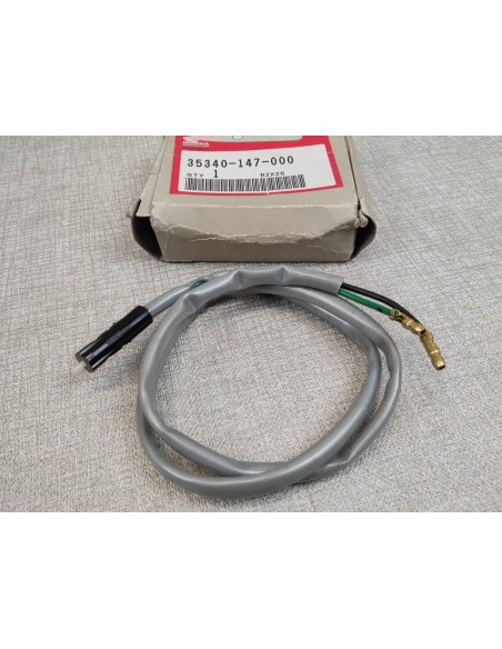 Contacteur stop avant gaine grise divers modèles HONDA 35340-147-000