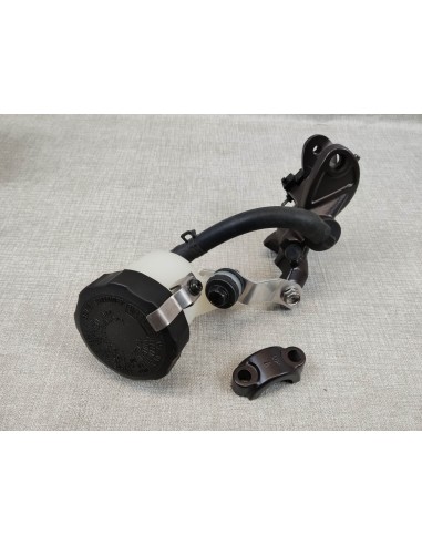 Maitre cylindre AV CBR600 RR 2007/2008 neuf origine HONDA 45510-MFJ-D01