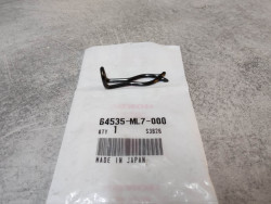Agraphe bas de carenage de VFR750 86/87 CBR1000 93/99 HONDA 64535-ML7-000