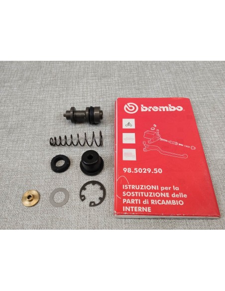 Kit de réparation maitre cylindre NT650V DEAUVILLE 98/2011 HONDA 45530-MBL-611