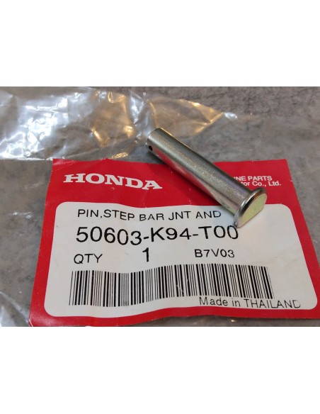 Axe repose pied CB125R CB300R CB250R HONDA 50603-K94-T00