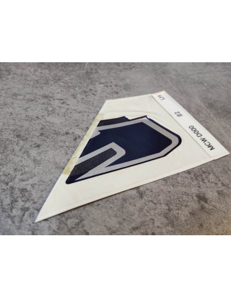 Décor autocollant carenage supérieur gauche NOS VFR800 64216-MCW-D00ZBNOS