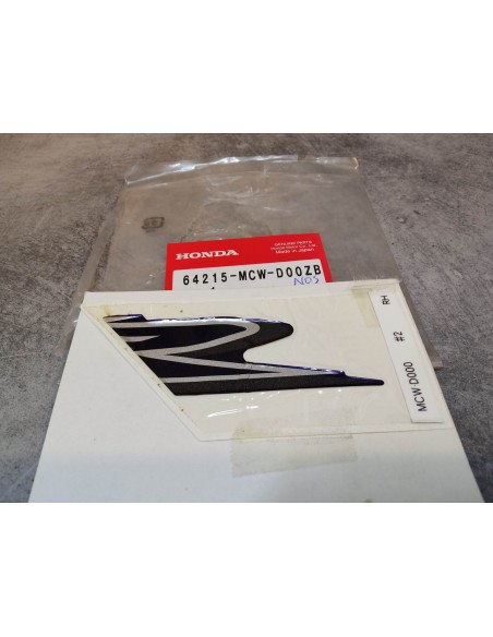 Décor autocollant carenage supérieur droit NOS VFR800 64215-MCW-D00ZBNOS
