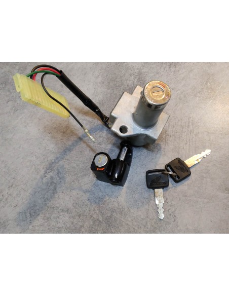 Kit contacteur à clé + verrouillage casque MTX50 HONDA 35010-GF9-620
