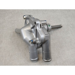 Pompe à eau CBR1000 RR FIREBLADE 2004 HONDA 19200-MEL-010 neuve origine