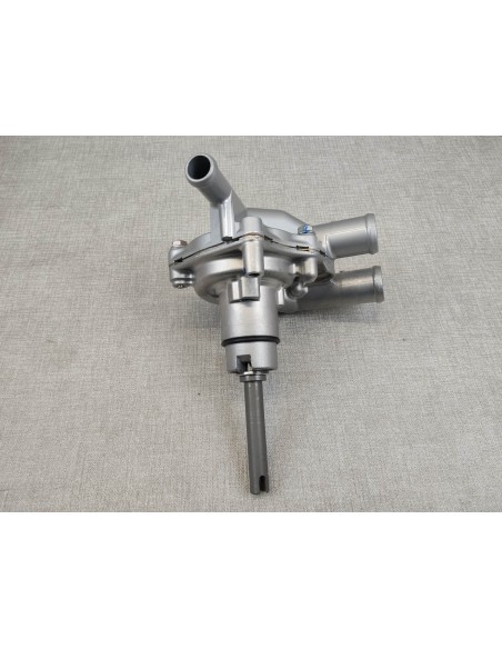 Pompe à eau CBR1000 RR FIREBLADE 2004 HONDA 19200-MEL-010 neuve origine