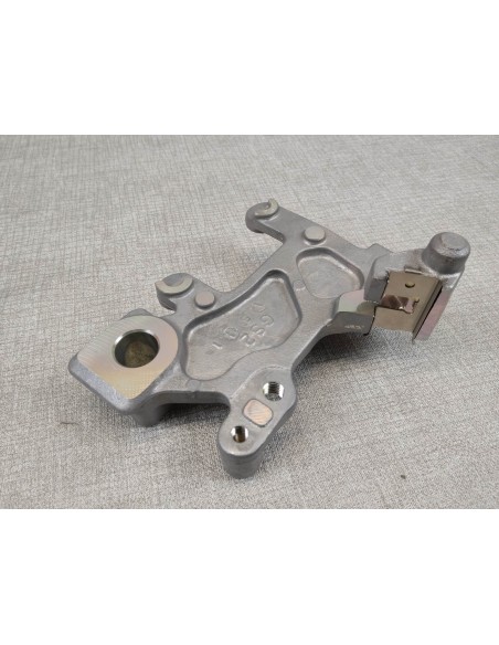 Support d'étrier arrière CR80 R 1992/2001 neuf origine HONDA 43110-GS2-601