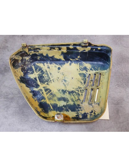 Cache latéral gauche occasion CB750 Four K0 réparé HONDA 83600-300-020ZPOCC1