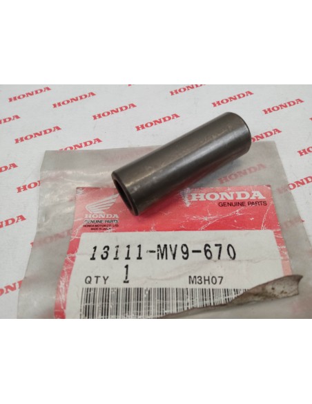 Axe de piston CB600 F/F2 CBF600 N/NA/S/SA CBR600 F/F2/F3 HONDA 13111-MV9-670