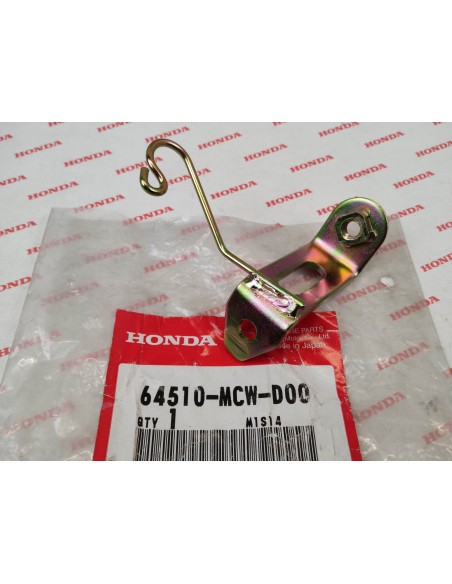 Patte fixation carenage latéral droit VFR800 / A 02-09 HONDA 64510-MCW-D00