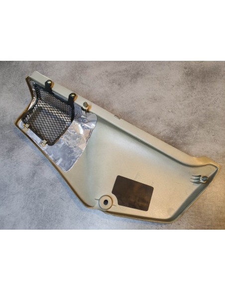 Cache latéral gauche HONDA NX650 88-89 DOMINATOR 83610-MN9-000ZE NEUF!