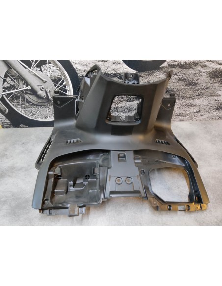 Ensemble couvercle interne NSS300 A 2013 HONDA 81110-K04-930