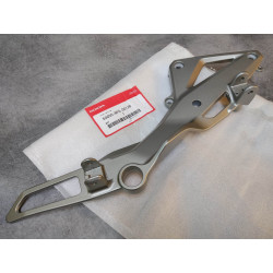 Platine repose pied coté DROIT HONDA CB600F 50650-MFG-D01ZB