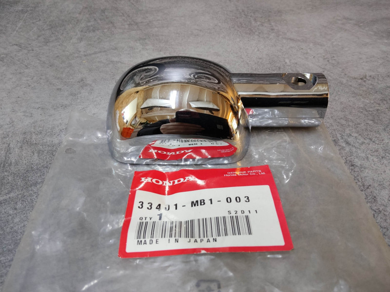 Corps de clignotant chromé de VT500C 86 CBX750P2 87 HONDA 33401-MB1-003