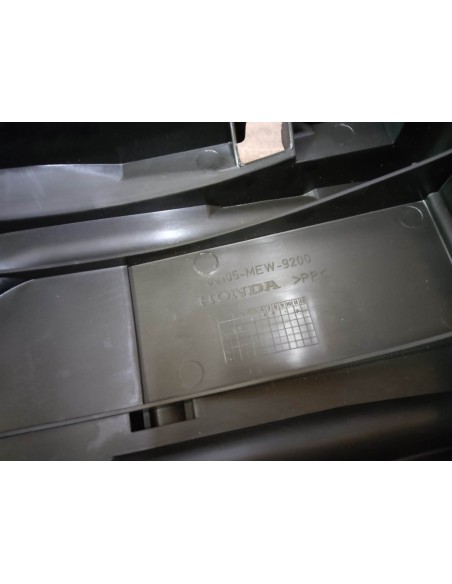 Garde boue arrière NT700V HONDA 80105-MEW-920