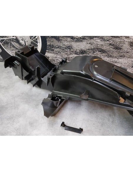 Garde boue arrière NT700V HONDA 80105-MEW-920