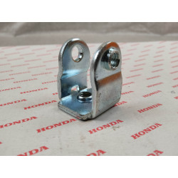 fixation infèrieure d'amortisseur de SA50 VISION 1988/94 HONDA 52420-GS7-671