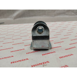 fixation infèrieure d'amortisseur de SA50 VISION 1988/94 HONDA 52420-GS7-671