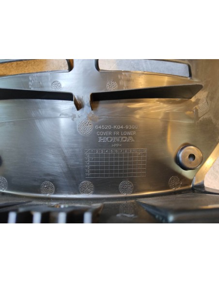 Couvercle inférieur avant NSS300 A 2013 HONDA 64520-K04-930