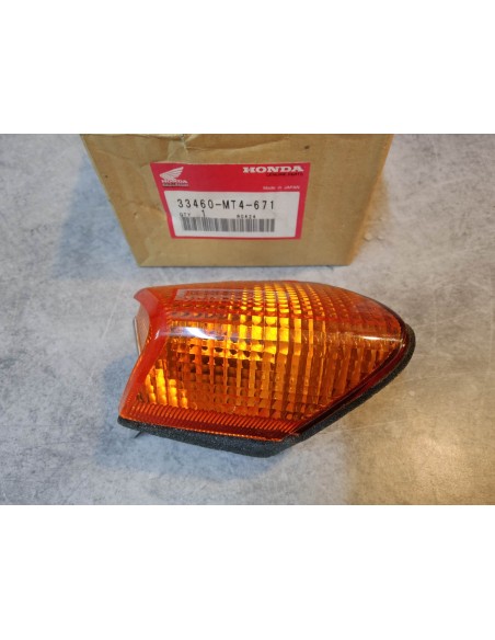 Clignotant avant gauche VFR750F 90/91/94-97 HONDA 33460-MT4-671