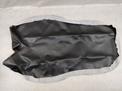 Housse de selle adaptable HONDA DEAUVILLE NT650V noire