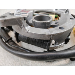 Stator occasion Honda MTX50 31120-GF9-008 – Support fendu