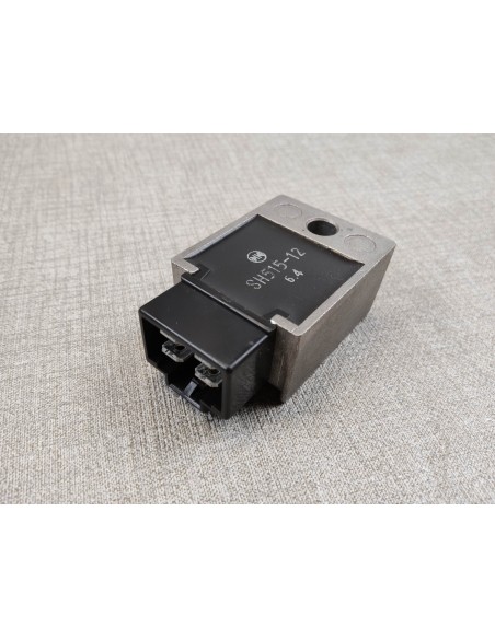 rectifieur régulateur MBX 50 MCX50 MTX50 NH125 NH50 NH80 HONDA 31600-GC1-701