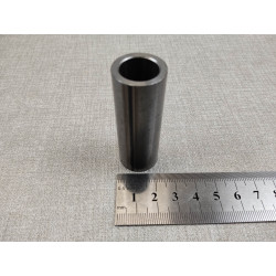 Entretoise des roulements de roue AV divers modeles HONDA 44620-MG3-000 NX650...