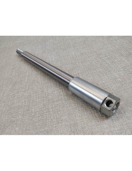 Axe de roue avant CRM125 90/99 NX650 88/96 XL600V 87/96 HONDA 44301-KF0-000