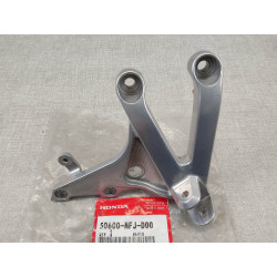 Support de repose pieds AV droit CBR600 RR 2007/2012 HONDA 50600-MFJ-D00
