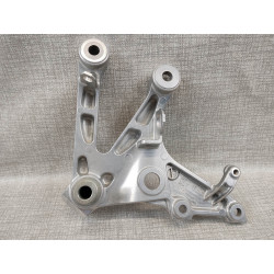 Support de repose pieds AV droit CBR600 RR 2007/2012 HONDA 50600-MFJ-D00