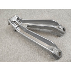 Platine de repose pied AR gauche de CBR900 92-99 Honda 50760-MW0-000