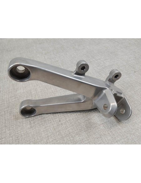 Support de repose pieds AV Gauche CBR600 RR 2007/2012 HONDA 50700-MFJ-D00