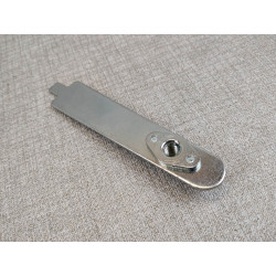 Support plaque dans montage repose pieds avant pour NC700 12/13 CB600F 07/13