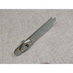 Support plaque dans montage repose pieds avant pour NC700 12/13 CB600F 07/13
