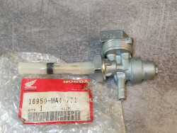 Robinet essence ORIGINE CB750FC F2C FD CB900FC F2C CB1100F HONDA 16950-MA4-771