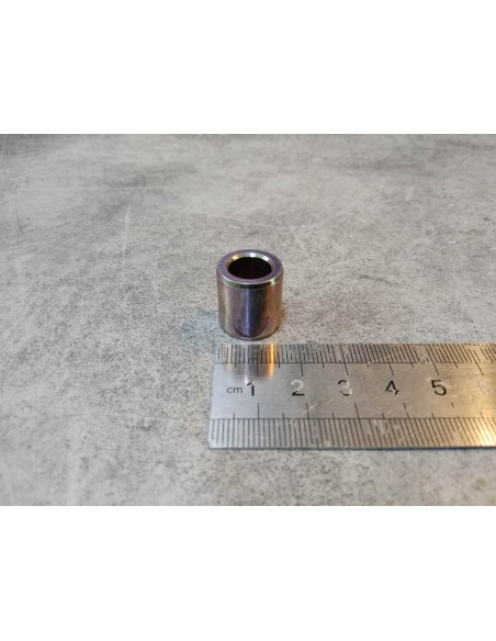 Entretoise NFS501 NSC50/110 NSK50 NVS50 WW50 HONDA 11205-GBC-300