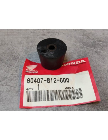Caoutchouc inférieur moteur motoculture GX120 HONDA 60407-812-000