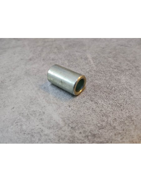 Entretoise dans montage d'amortisseur CH125T 84-96 CN250 96 HONDA 52486-074-000