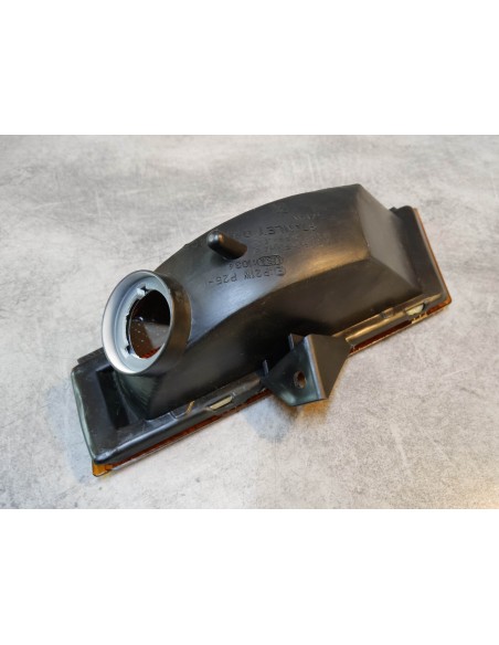 Clignotant avant droit de GL1500 96-00 HONDA 33410-MN5-023