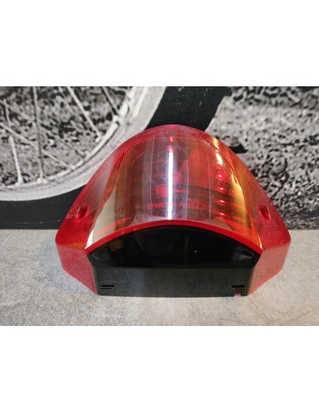 Cabochon de feu AR de CB600F HORNET 03-06 CB900F 02-07 HONDA 33702-MCZ-003