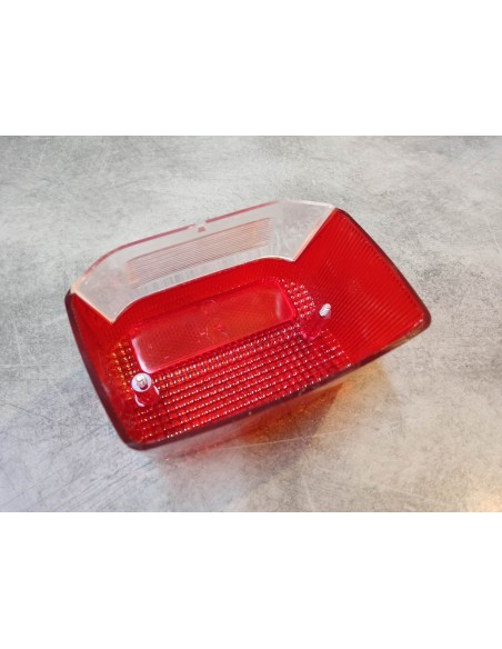 Cabochon feu arrière SH80 SH50 Scoopy 93 SA50 91/94 NSR50AK HONDA 33702-GJ4-711