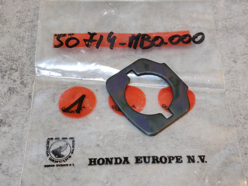 Rondelle de repose pied CB1100 CB550 CB650 CB700 CB750 HONDA 50714-MB0-000