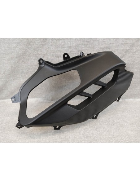 Couvercle de conduite latérale NC750 INTEGRA 2014/15 neuf HONDA 64370-MJL-D70